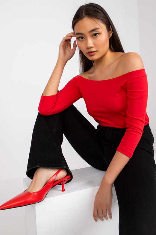 Dzīva sarkana blūze