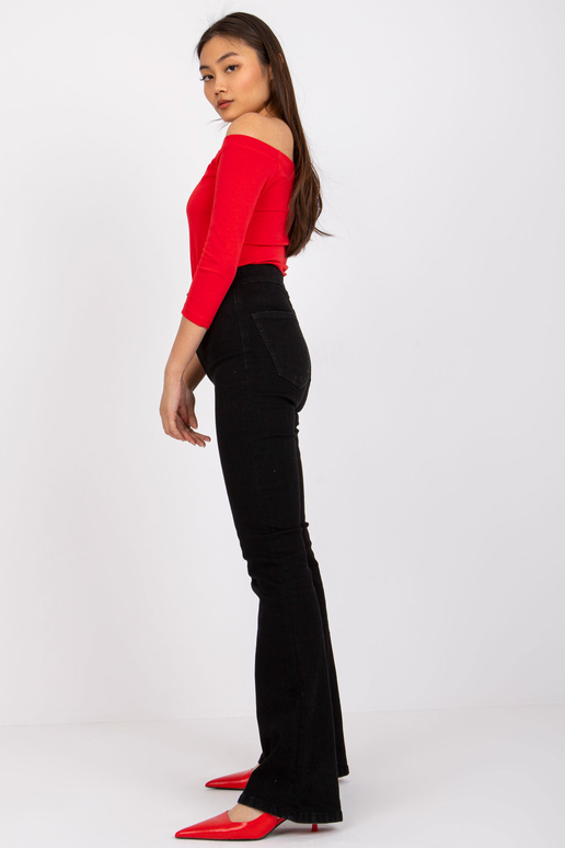 Dzīva sarkana blūze