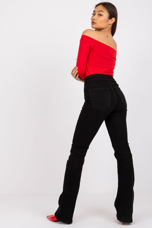 Dzīva sarkana blūze