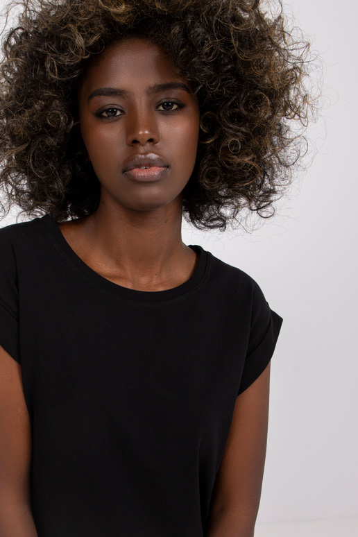 Melns Revolution T-krekls