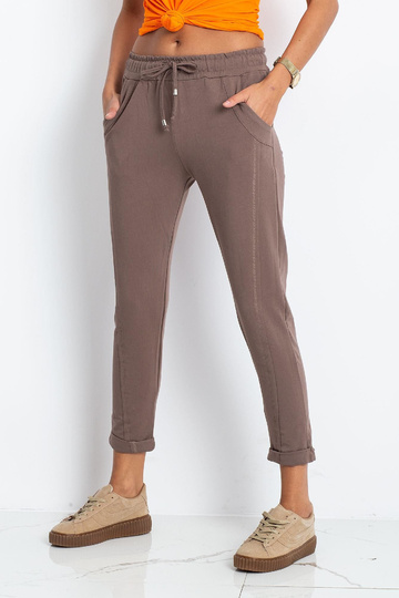 Tumši bēšas bikses Pietuvināms 2