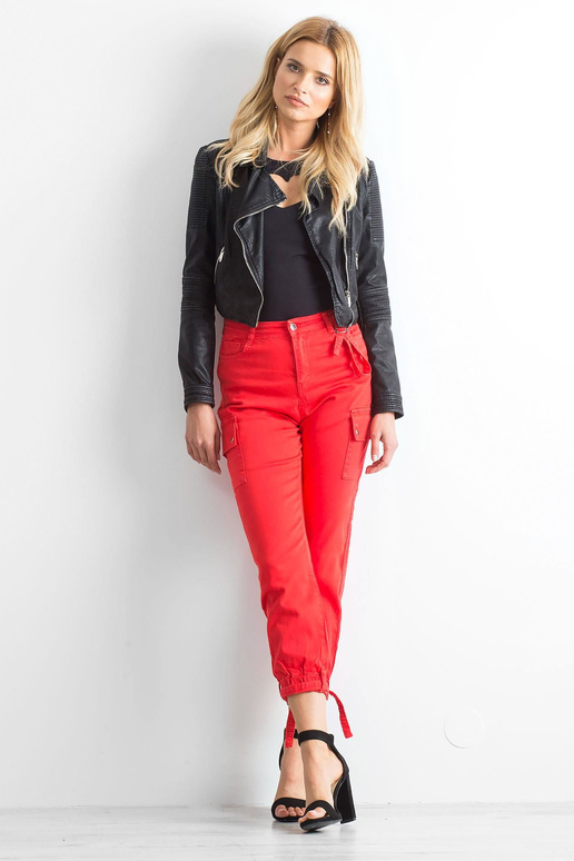 Sarkanas vintage bikses