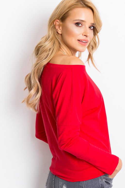 Karlas sarkanā blūze