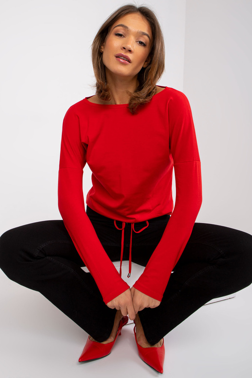 Karlas sarkanā blūze