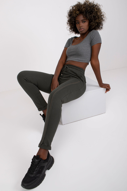 Tumšas haki krāsas bikses Pietuvināmas