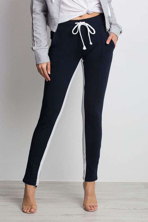 Tumši zilas Definētas sporta bikses