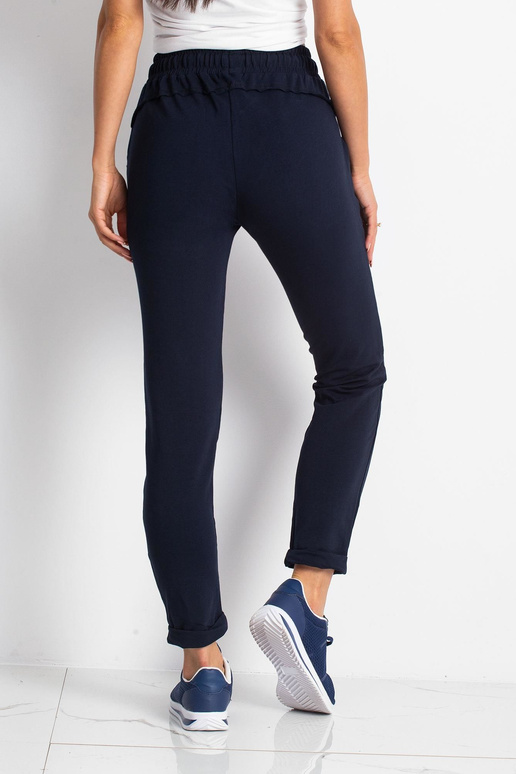 Tumši zilas bikses Pietuvināmas