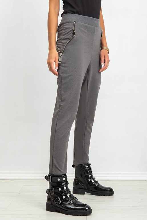 Tumši pelēkas bikses gaismas