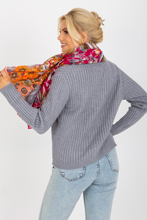 Tumši rozā pareo rakstos