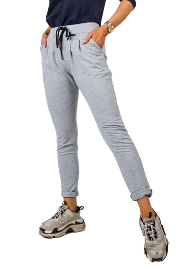 Pelēkas Džesas bikses