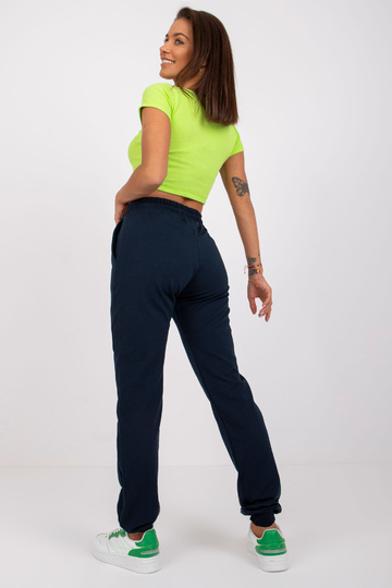 Tumši zilas bikses Ātrāk