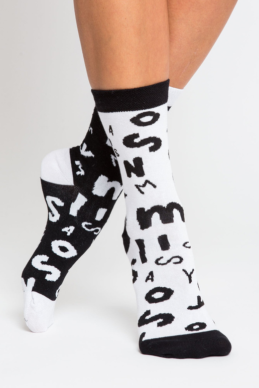 Sieviešu zeķes, komplektā 3.