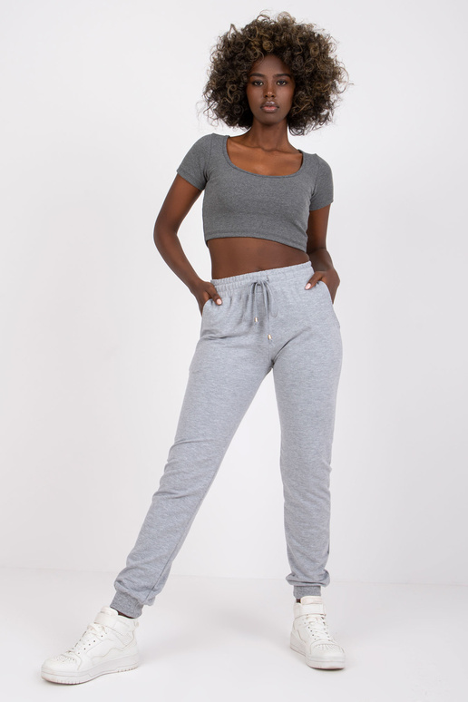 Pelēkas bikses Ātrāk