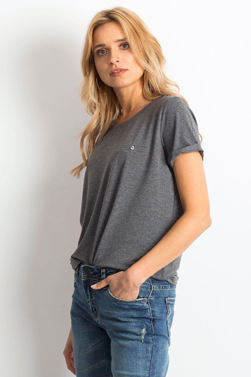 Tumši pelēks melanžs...