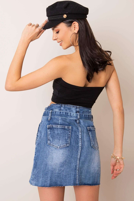 Nadjas zilie svārki