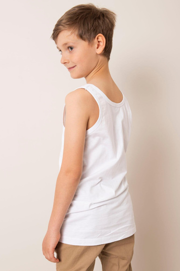 Balts topiņš zēnam