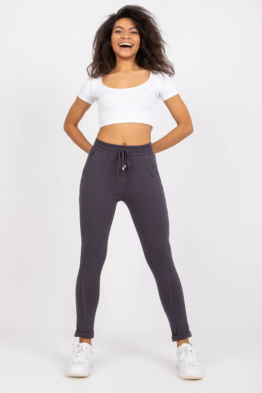 Pieejamas grafīta bikses