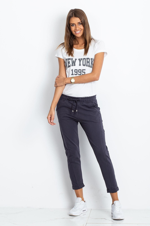 Pieejamas grafīta bikses