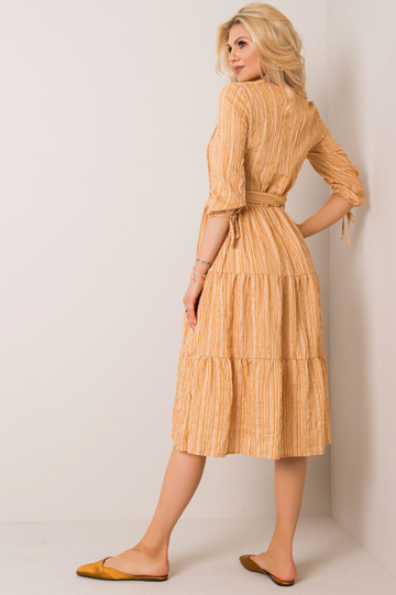 Hannas dzeltenā kleita