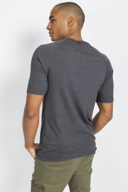 Tumši pelēks vīriešu termo T-krekls
