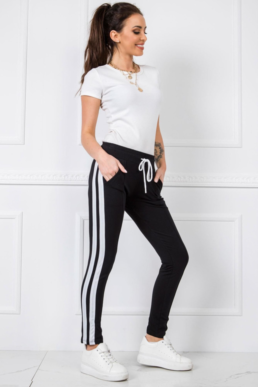 Melnas Laney bikses Melnas Laney bikses