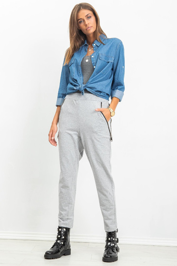 Pelēkas Bikses Gaismas 2