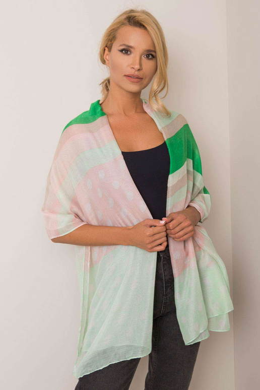 Zaļa šalle ar svītrām un zirnīšiem