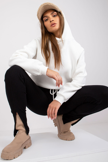 Ecru sporta krekls Nicole