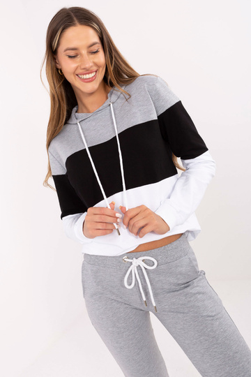 Pelēks un melns komplekts...