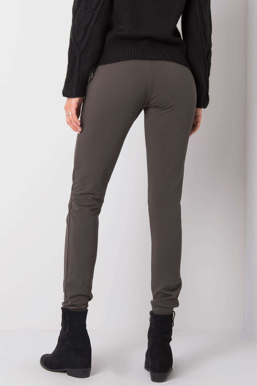 Tumšas haki krāsas treniņbikses Stilīgas