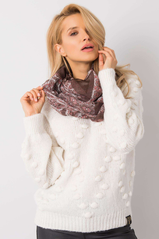 Brūni persiku šalle ar rakstiem