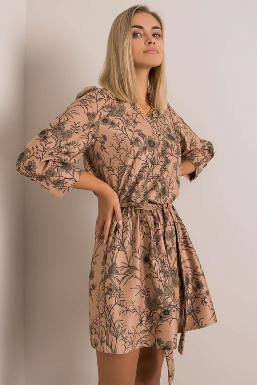 Bēša un zaļa kleita Alissia