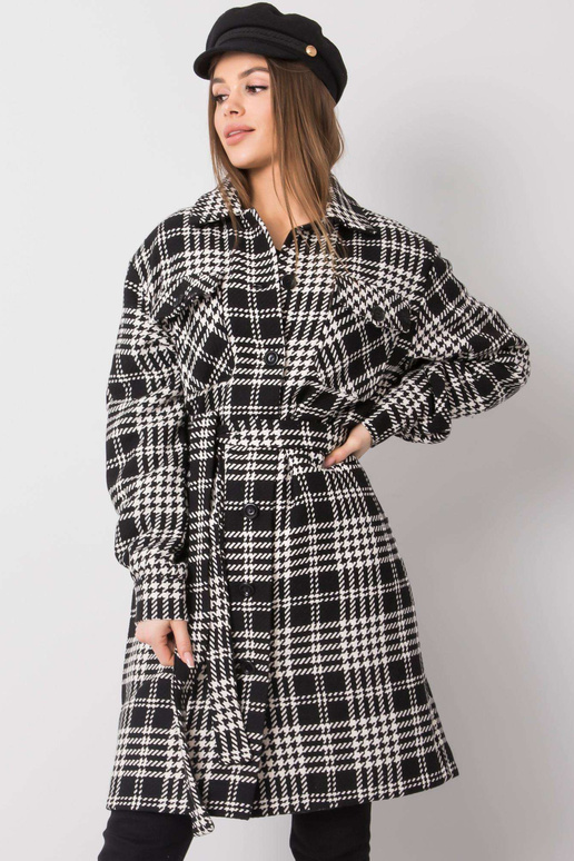 Elīnas melnbalts rūtains mētelis