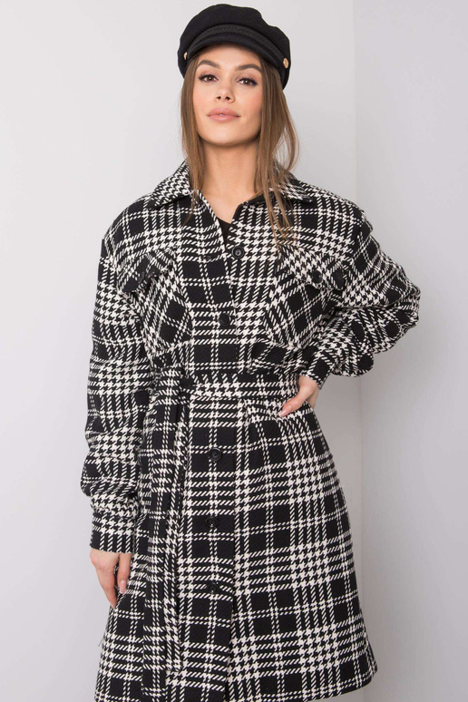 Elīnas melnbalts rūtains mētelis