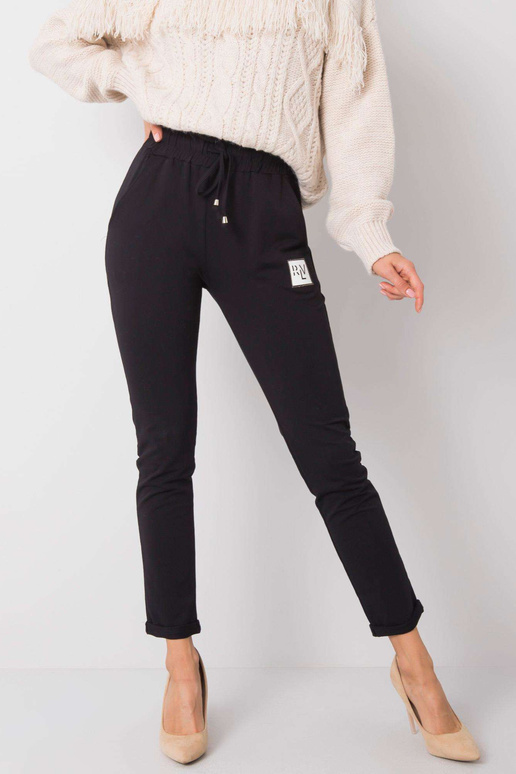 Melnas Molly treniņbikses