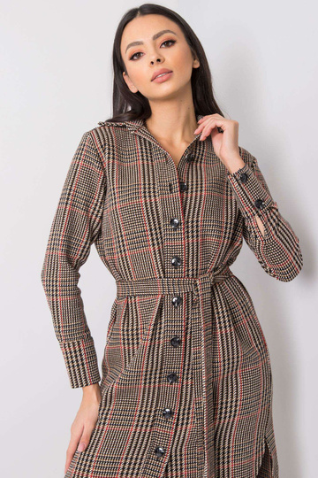 Brūnā un sarkanā Martita...