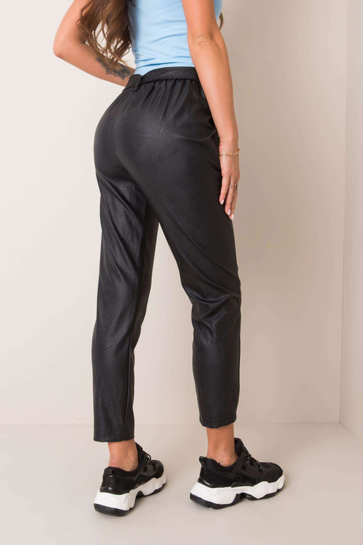 Sofijas melnās bikses Sofijas melnās bikses