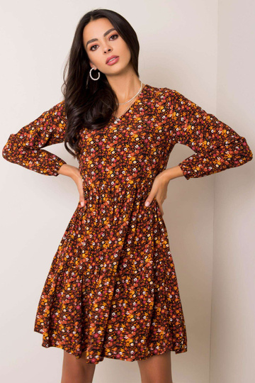 Melna un brūna kleita... 2