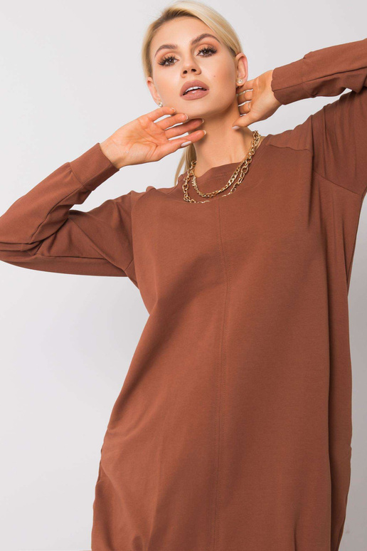 Brūna kleita Kristīne