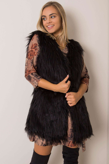 Rafaela melnā kažokādas veste