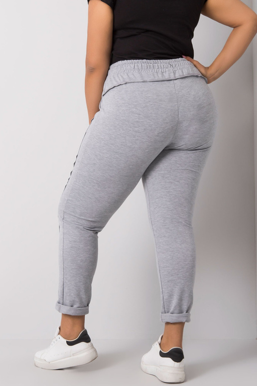 Pelēkas melanžas liela izmēra...