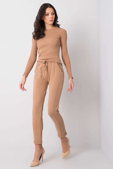 Kamieļu bikses Pieejamas 2