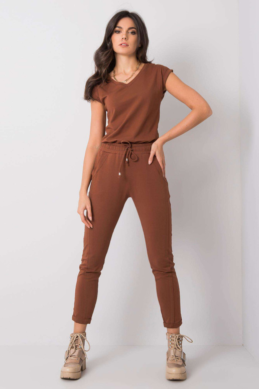 Brūnas bikses Aptuveni