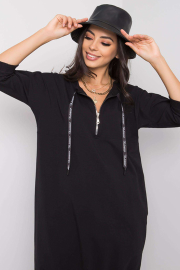 Earnestine melna ikdienas... 2