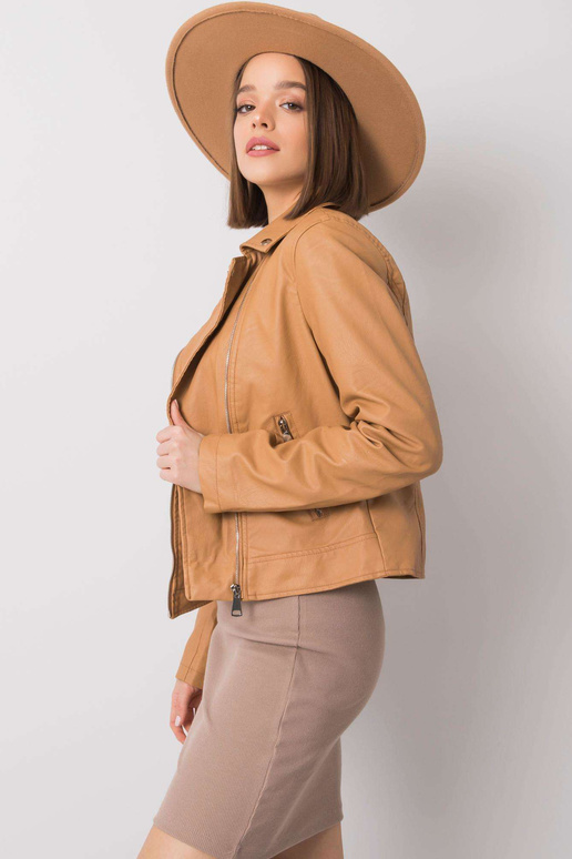 Kamieļa Kamerona Ramone jaka