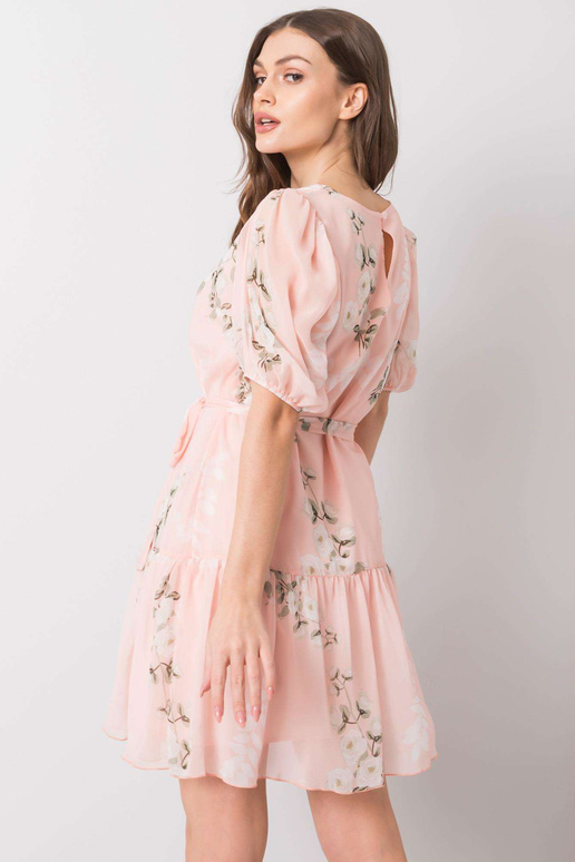 Emīlijas gaiši rozā kleita