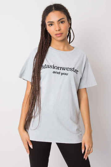 Pelēks t-krekls ar uzrakstu...