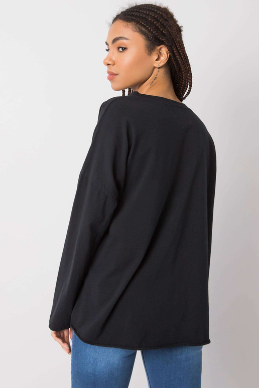 Miriana melna blūze ar garām piedurknēm