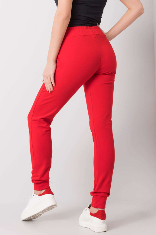 Sarkanas treniņbikses Stilīgas