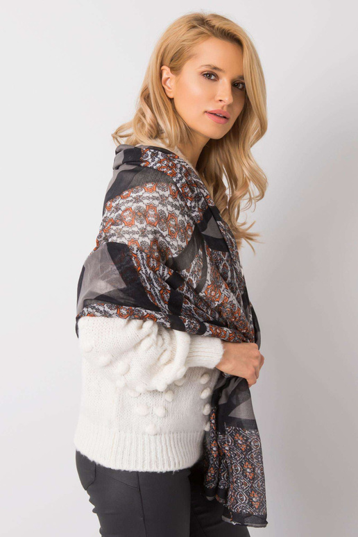 Melna un oranža raksta šalle